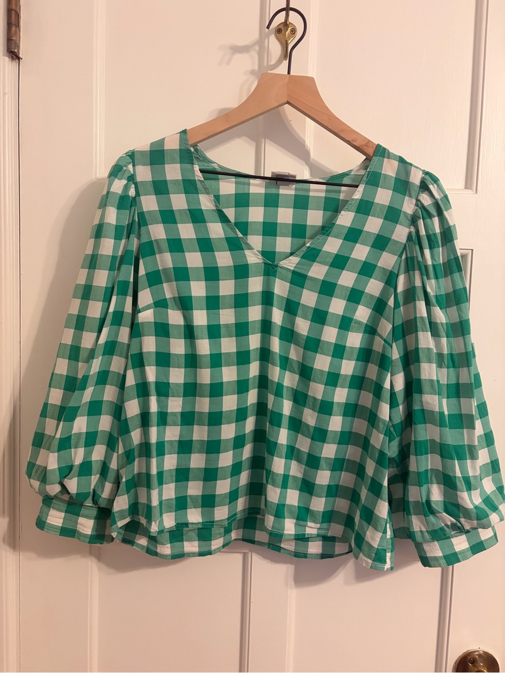 A New Day Green and White Gingham V-Neck Womens Top